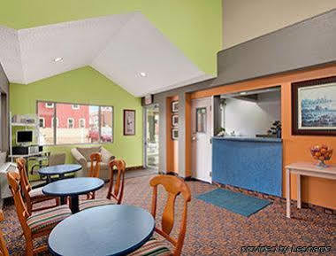 Super 8 By Wyndham Belleville St. Louis Area Exterior foto